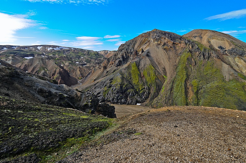 ABC_5835.jpg - Ascension du Brennisteinsalda, la montagne embl�matique du Landmannalaugar.