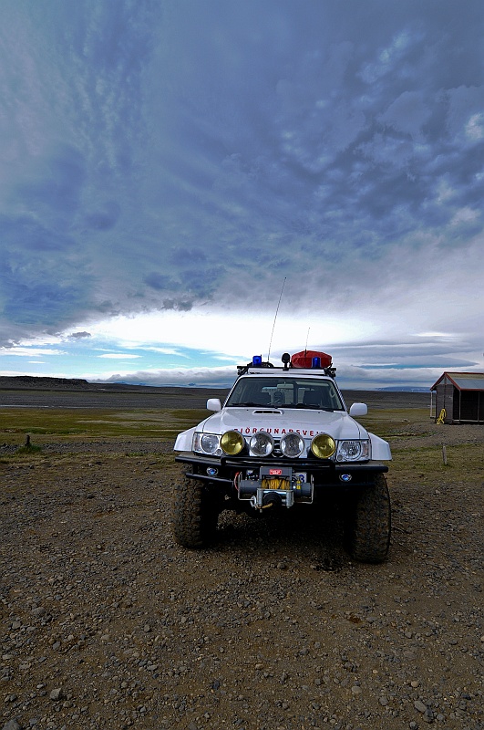 ABC_5795.jpg - Un 4x4 �quip� pour affronter la piste du Sprengisandur.